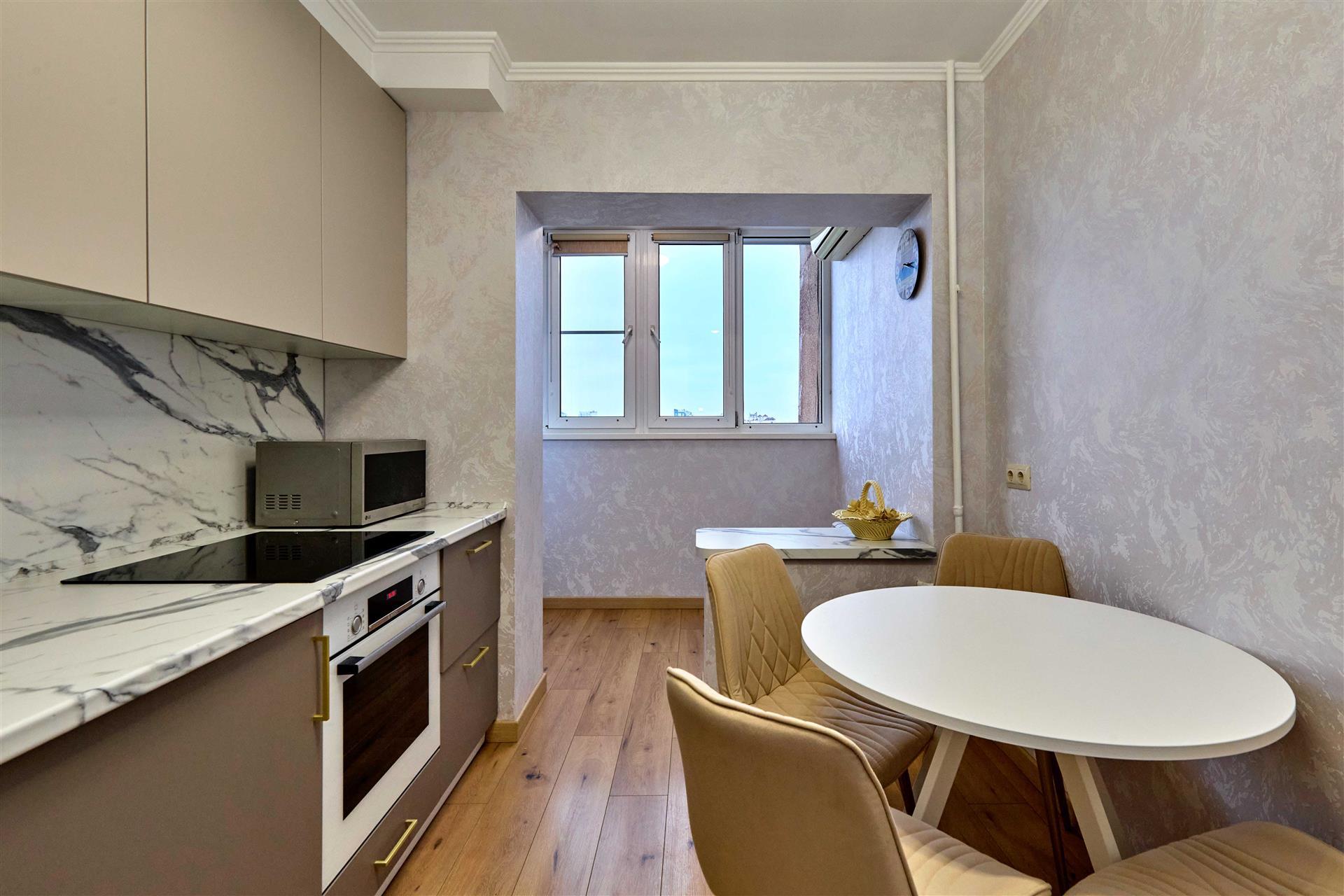 Фото №3: 3-комнатная квартира 63 м² - Краснодар, Центральный внутригородской округ, мкр. Центральный, ул. Коммунаров, 57