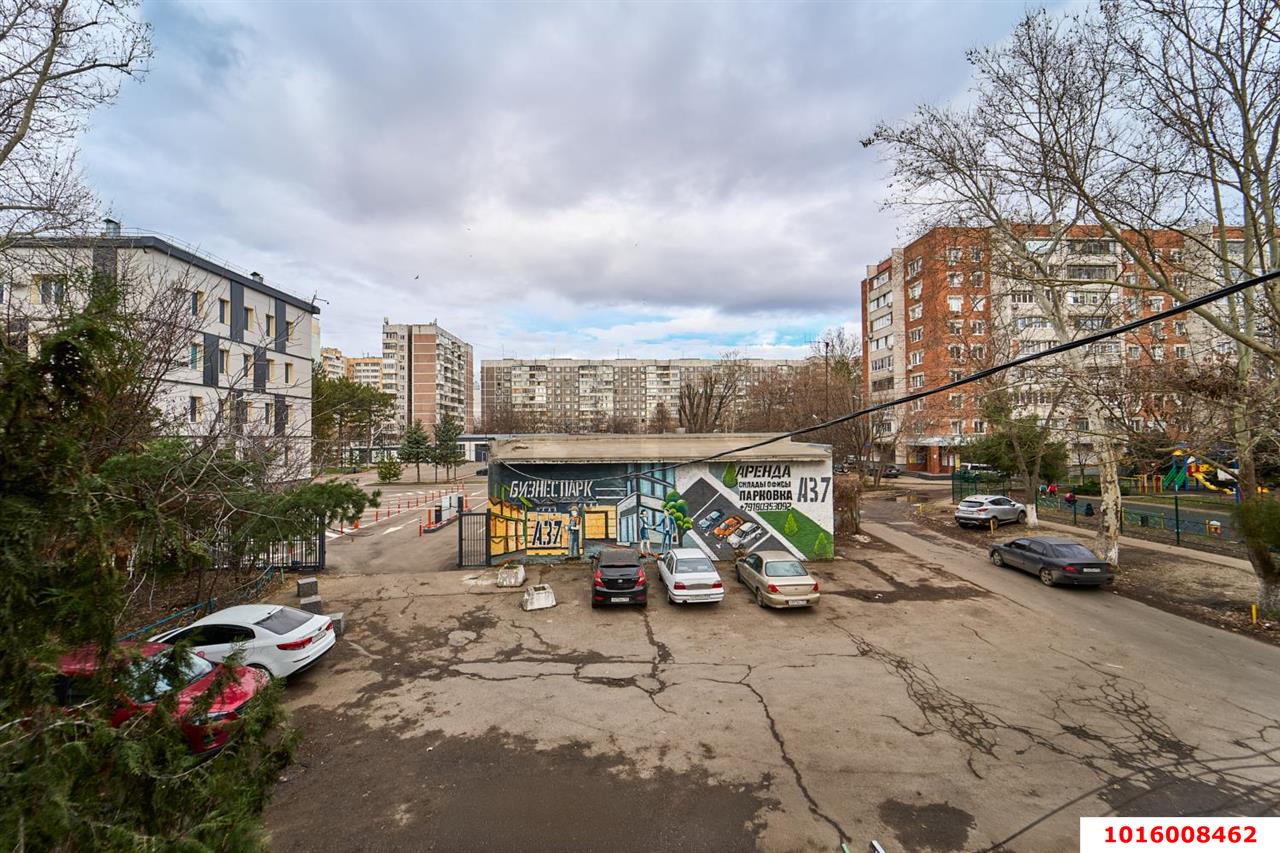 Фото №10: 3-комнатная квартира 60 м² - Краснодар, Прикубанский внутригородской округ, мкр. Завод Измерительных Приборов, ул. имени 40-летия Победы, 35