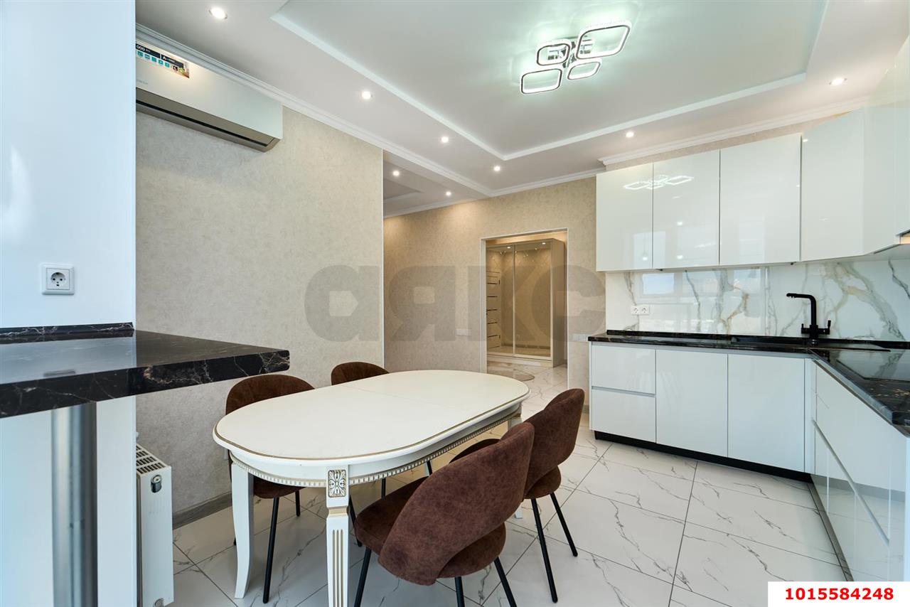 Фото №3: 2-комнатная квартира 76 м² - Краснодар, жилой комплекс Стрижи, Карасунский внутригородской округ, мкр. Гидростроителей, ул. Автолюбителей, 1Г