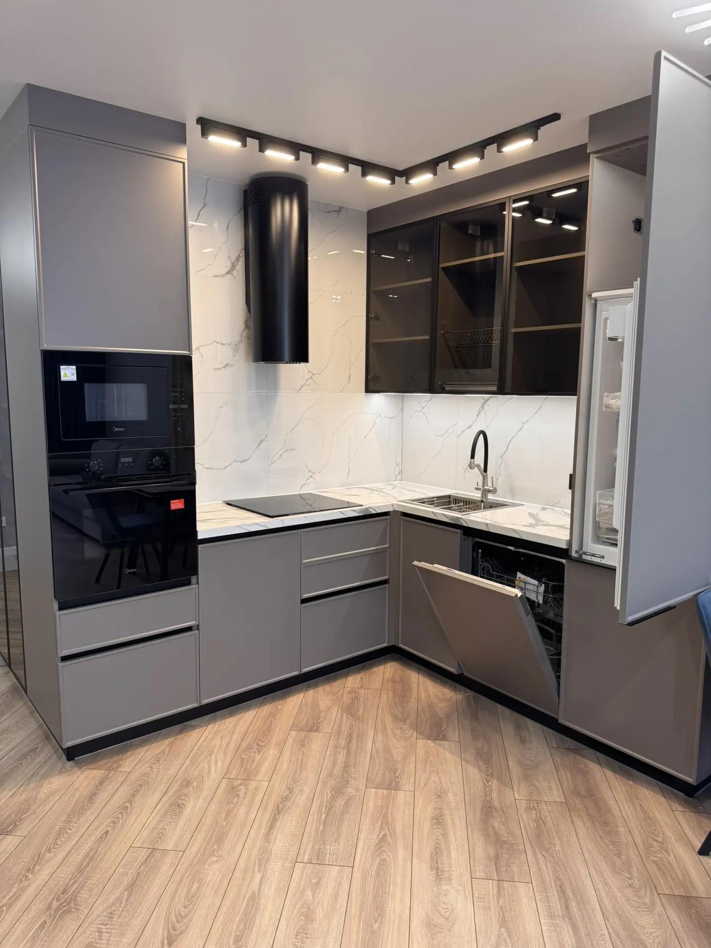 Фото №2: 2-комнатная квартира 62 м² - Краснодар, Карасунский внутригородской округ, Хлопчато-бумажный Комбинат, мкр. жилой комплекс Элегант, ул. Старокубанская, 131/1