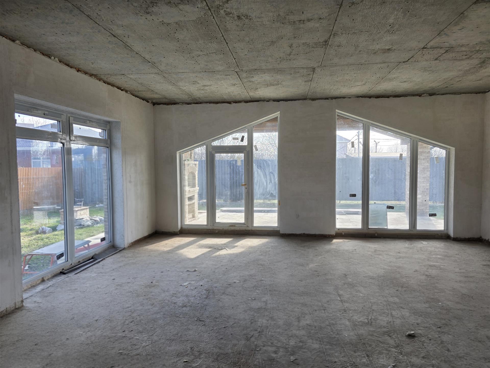 Фото №5: Дом 145 м² + 6 сот. - СНТ Пригород, мкр. Прикубанский внутригородской округ, ул. Атамана Котляревского, 217