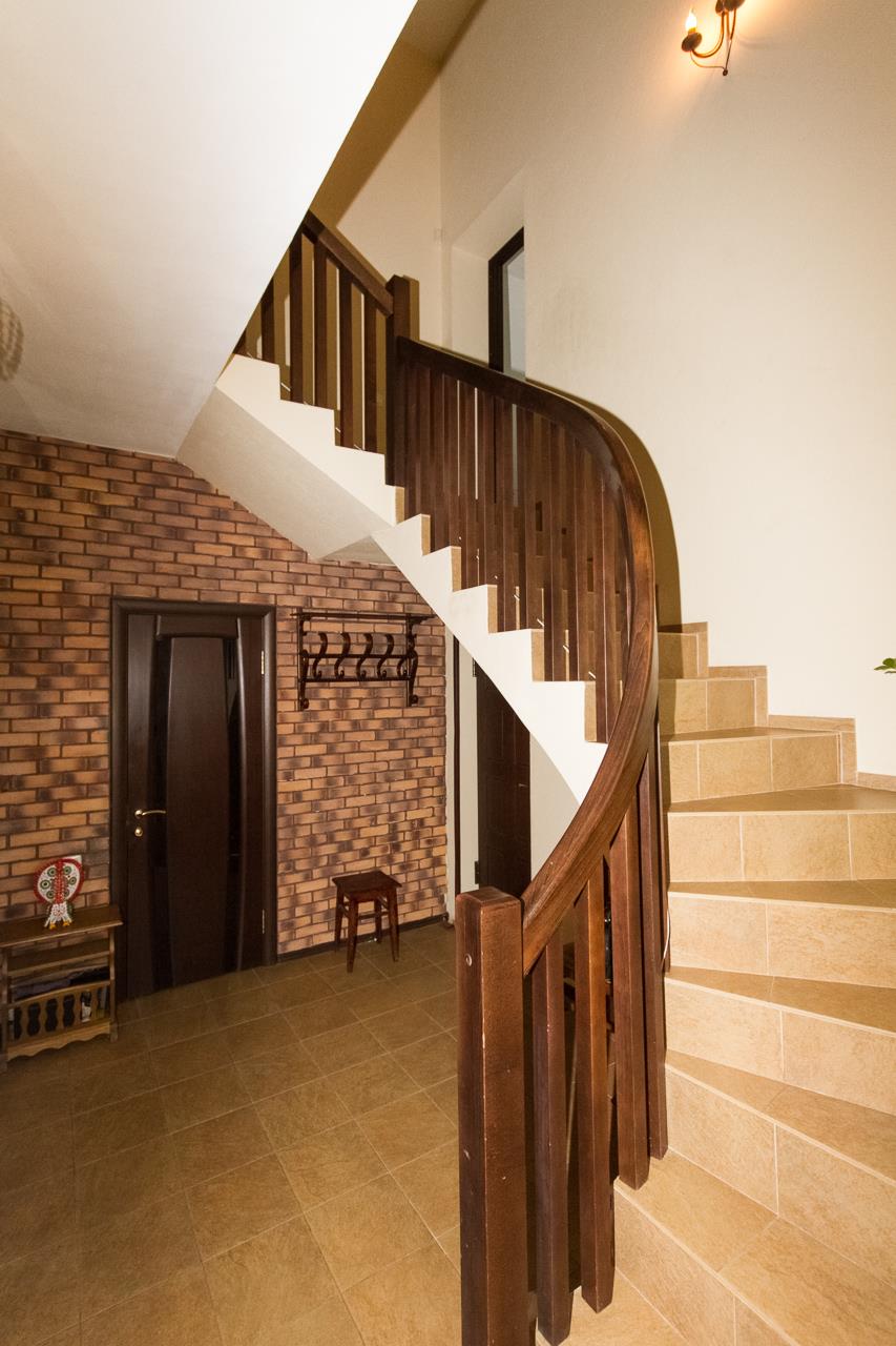 Фото №9: Дом 190 м² + 6.5 сот. - Краснодар, Прикубанский внутригородской округ, мкр. Северный, ул. Академика Губкина, 39/1