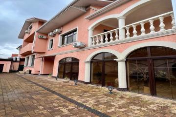 Фото №1: Коммерция 701 м² - Краснодар, мкр. Западный внутригородской округ, ул. Артиллерийская, 329