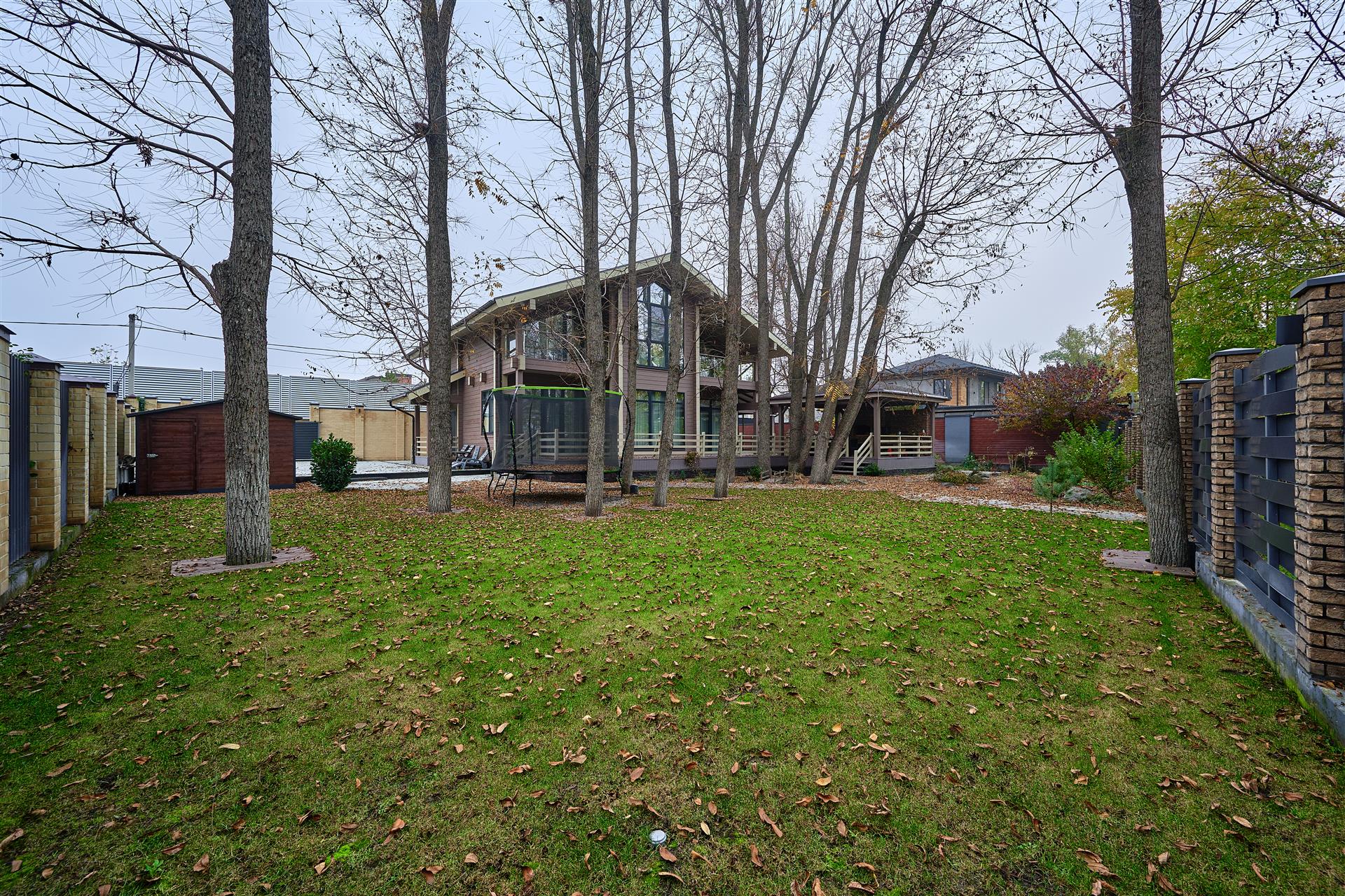 Фото №6: Дом 232 м² + 11 сот. - СТ Виктория, мкр. Прикубанский внутригородской округ, ул. Весенняя, 15