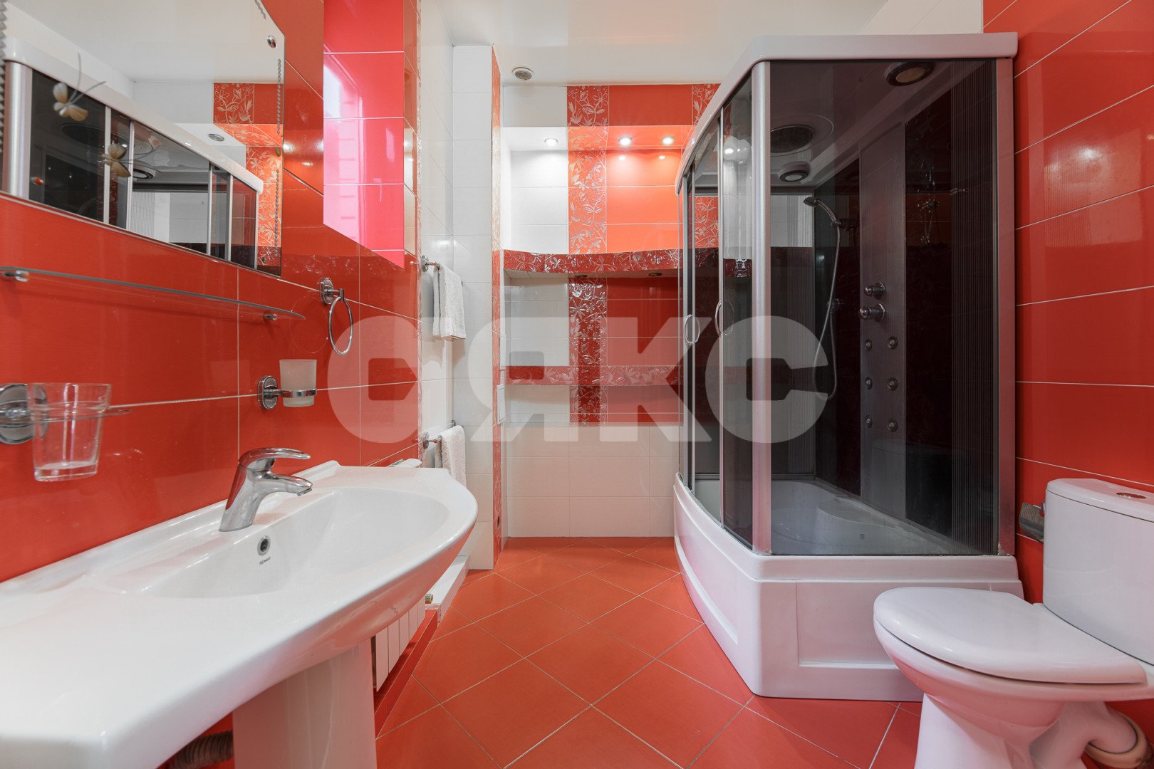 Фото №4: Дом 401 м² + 3.5 сот. - Анапа, ул. Астраханская, 44