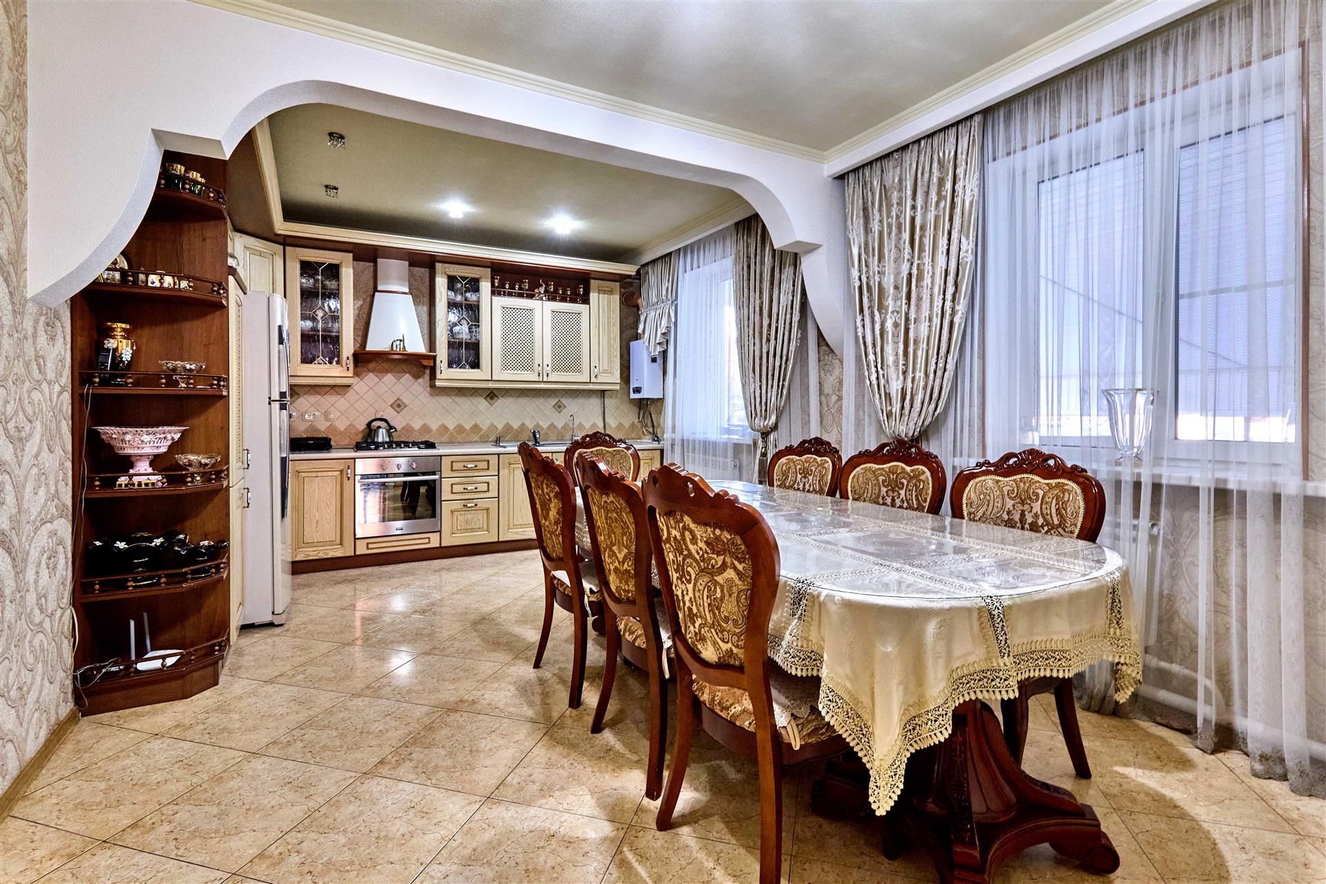 Фото №1: Дом 227 м² + 6 сот. - Краснодар, Прикубанский внутригородской округ, Калинино, мкр. Завод Радиоизмерительных Приборов, ул. им. Грабина В.Г., 23