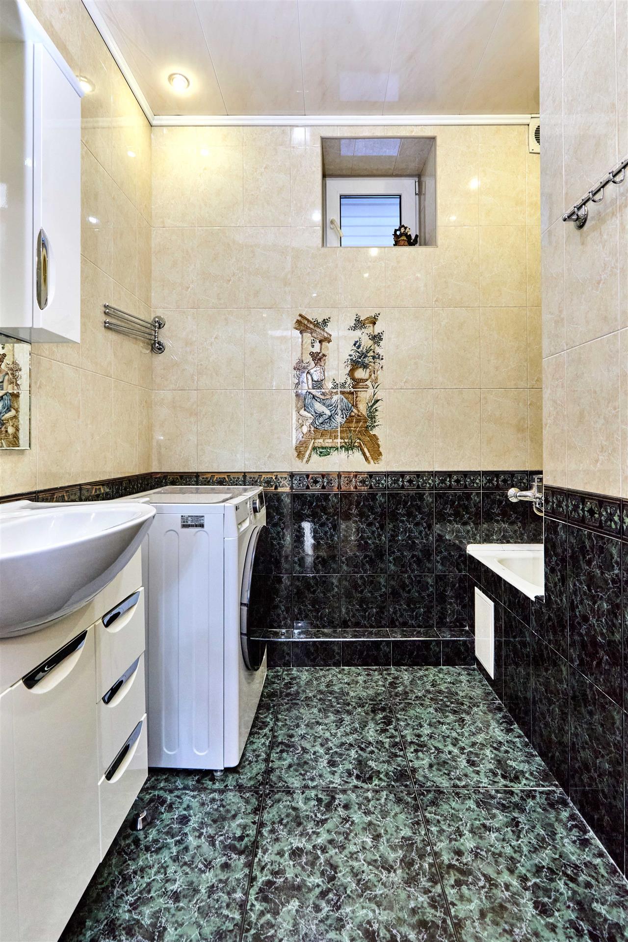 Фото №11: Дом 227 м² + 6 сот. - Краснодар, Прикубанский внутригородской округ, Калинино, мкр. Завод Радиоизмерительных Приборов, ул. им. Грабина В.Г., 23