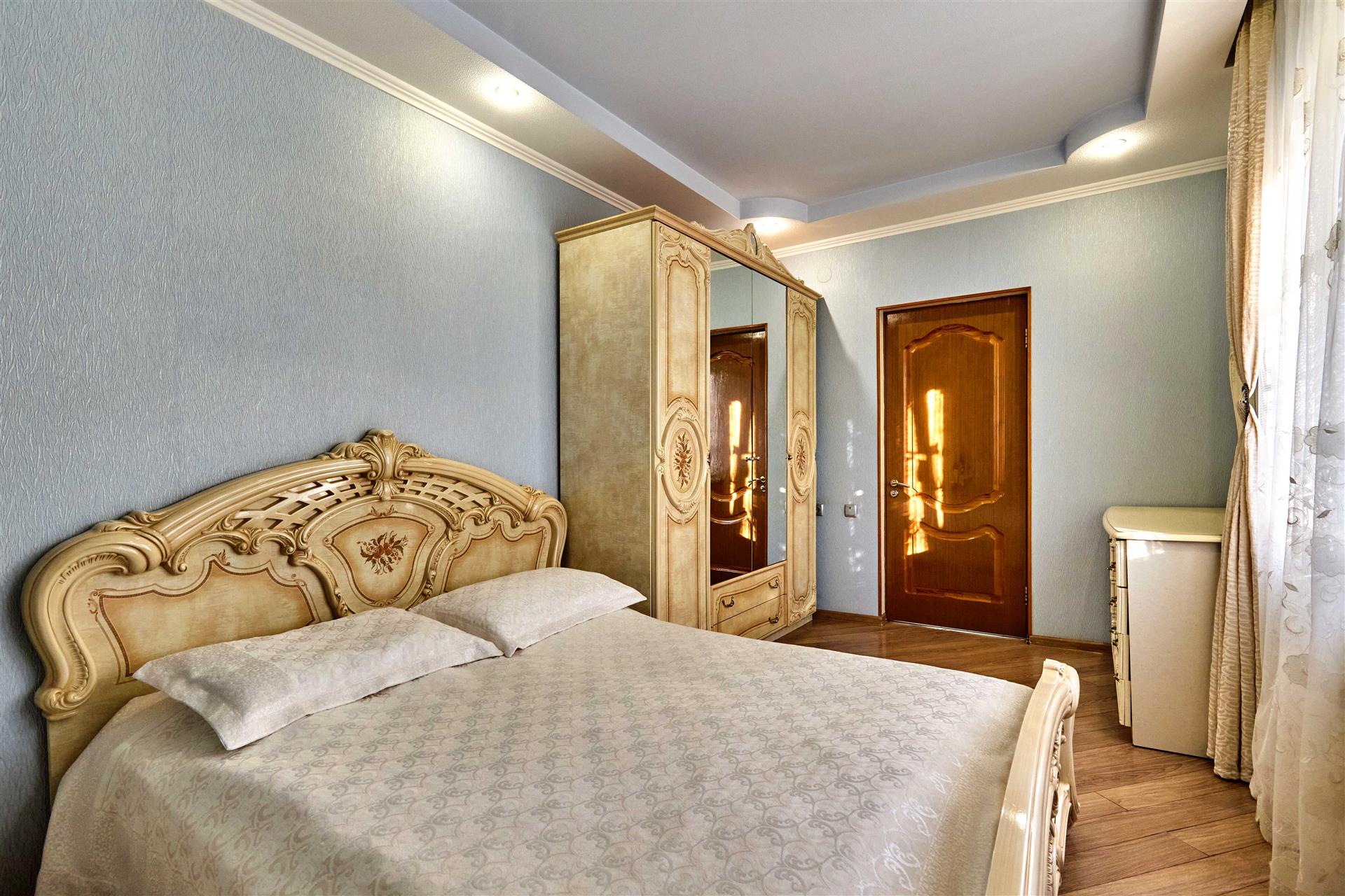 Фото №9: Дом 227 м² + 6 сот. - Краснодар, Прикубанский внутригородской округ, Калинино, мкр. Завод Радиоизмерительных Приборов, ул. им. Грабина В.Г., 23