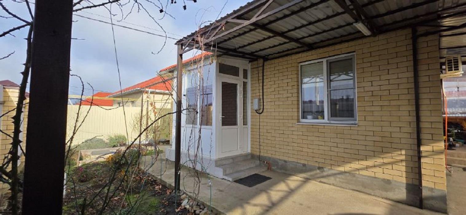 Фото №5: Дом 74 м² + 3 сот. - Южный, п. коттеджный  Знание, ул. Черноморская, 9