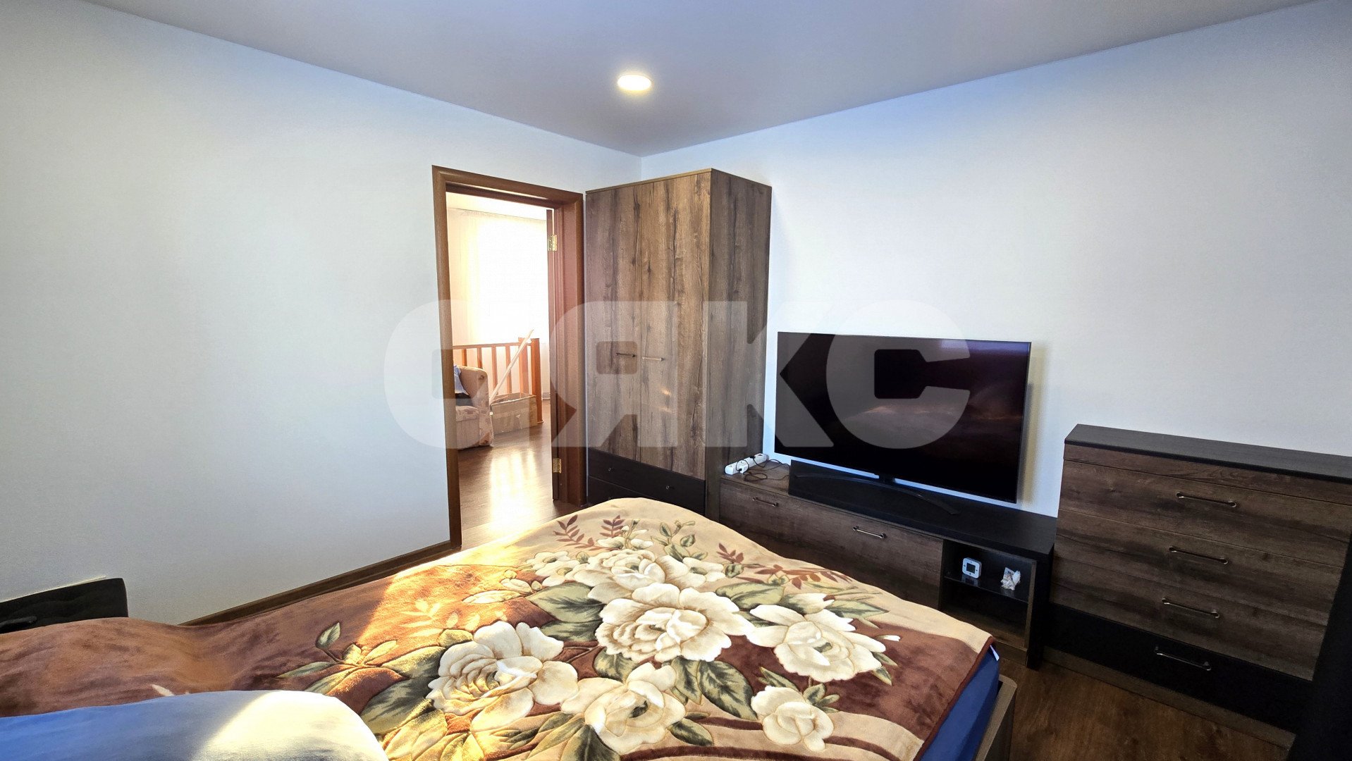 Фото №22: Дом 140 м² + 30 сот. - КП Золотая подкова, ул. Сиреневая