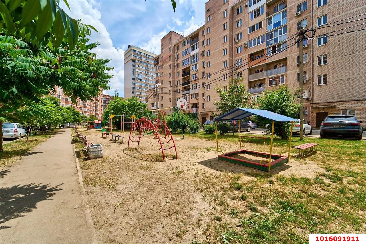 Фото №13: 1-комнатная квартира <span class="whitespace-nowrap">45 м²</span>, <span class="whitespace-nowrap">2/10 эт.</span> - Краснодар, Прикубанский внутригородской округ, мкр. Краевая Клиническая Больница, ул. Восточно-Кругликовская, 74