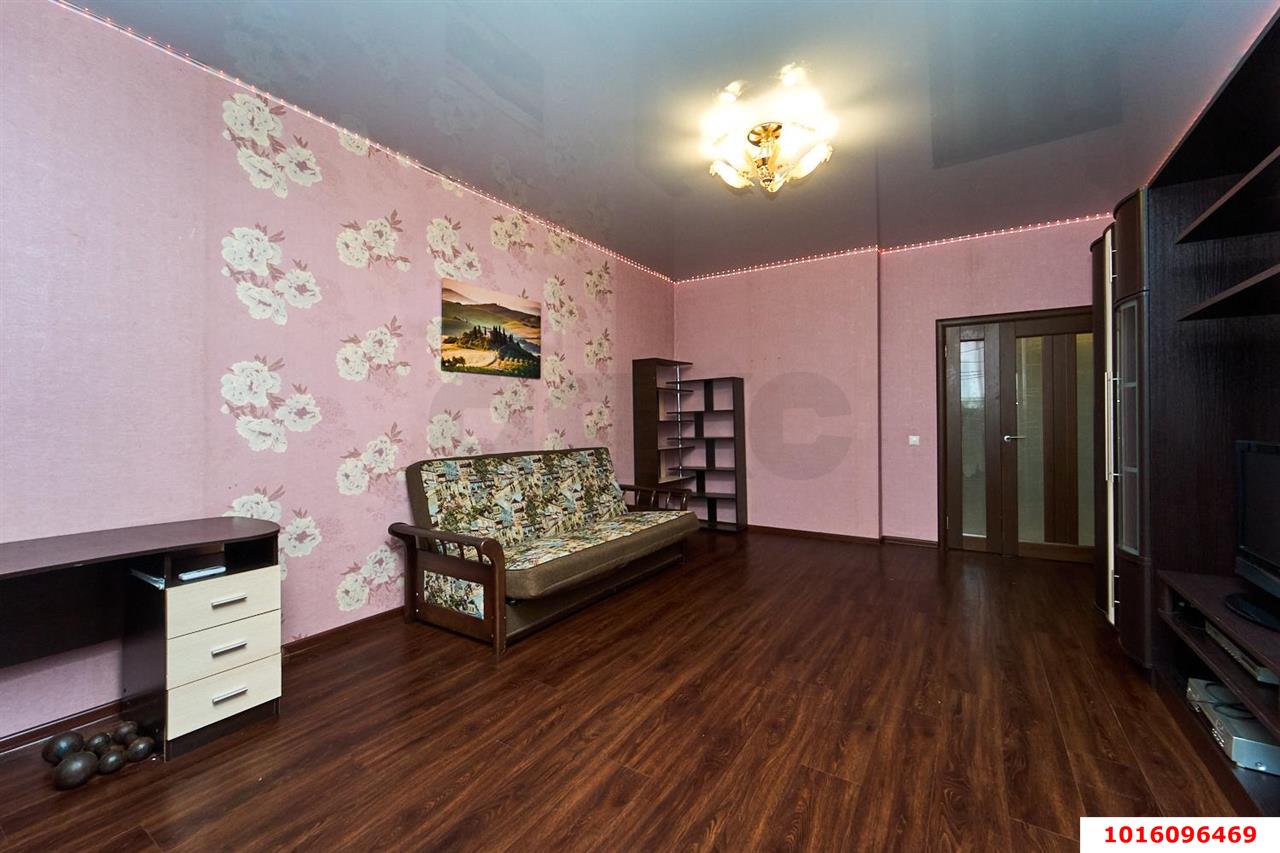 Фото №8: 2-комнатная квартира <span class="whitespace-nowrap">72 м²</span>, <span class="whitespace-nowrap">2/17 эт.</span> - Краснодар, Западный внутригородской округ, мкр. Фестивальный, ул. Морская, 49
