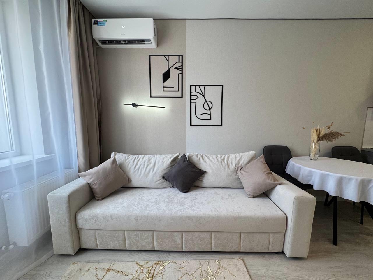 Фото №2: 1-комнатная квартира 37 м² - Краснодар, Прикубанский внутригородской округ, Краевая Клиническая Больница, мкр. жилой комплекс Свобода, ул. Домбайская, 55к7