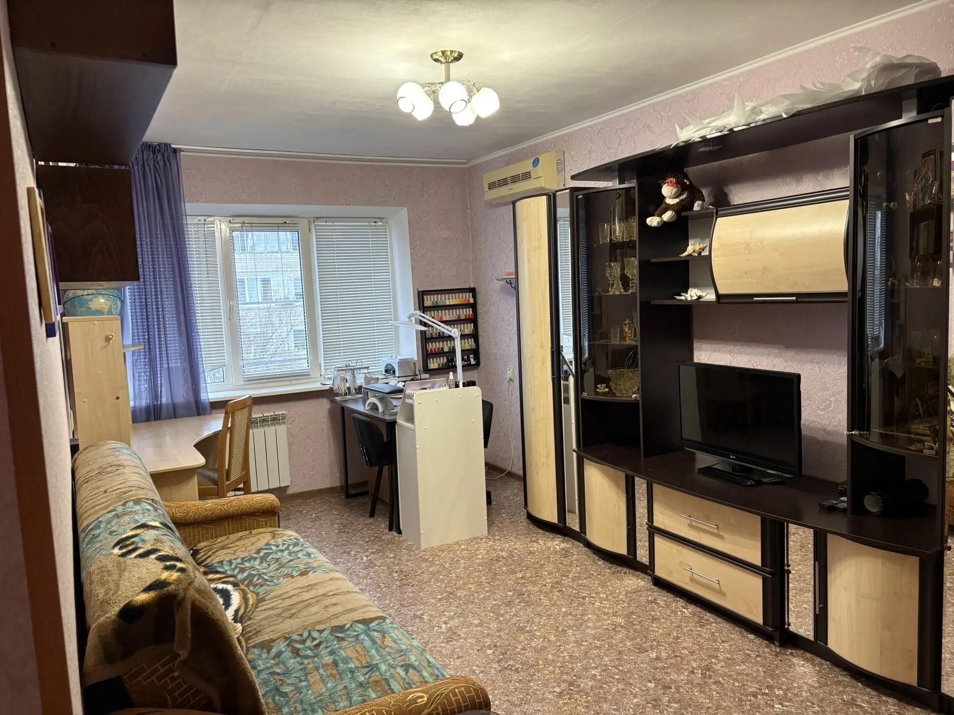 Фото №1: 3-комнатная квартира 55 м² - Берёзовый, Прикубанский внутригородской округ, мкр. Витаминкомбинат, ул. Целиноградская, 12