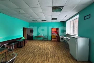 Фото №1: Коммерция <span class="whitespace-nowrap">259 м²</span>, <span class="whitespace-nowrap">1/3 эт.</span> - Волгоград, мкр. Тулака, ул. Осетинская, 5