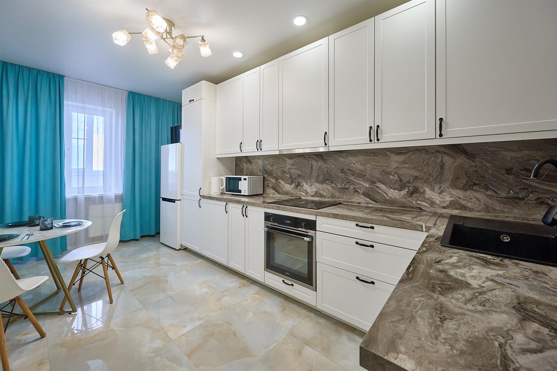 Фото №2: 2-комнатная квартира 73 м² - Краснодар, ЖК Валентина, жилой комплекс Валентина, Прикубанский внутригородской округ, мкр. 9-й километр, ул. имени Дзержинского, 64/2