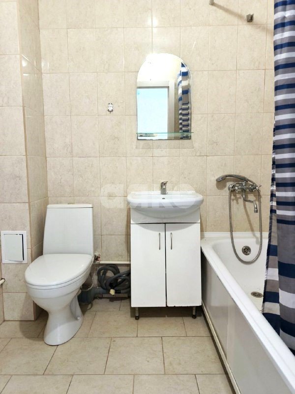 Фото №15: 1-комнатная квартира <span class="whitespace-nowrap">32 м²</span>, <span class="whitespace-nowrap">5/5 эт.</span> - Волгоград, Советский, Долина, мкр. квартал Молодёжный, ул. Грибанова, 16
