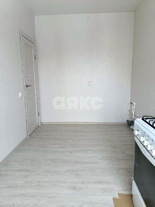 Фото №9: 1-комнатная квартира <span class="whitespace-nowrap">32 м²</span>, <span class="whitespace-nowrap">5/5 эт.</span> - Волгоград, Советский, Долина, мкр. квартал Молодёжный, ул. Грибанова, 16