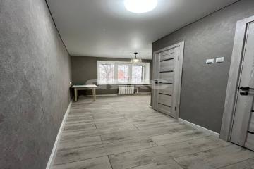 Фото №4: 2-комнатная квартира 47 м² - Мариуполь, мкр. Азовский, ул. 130-й Таганрогской Дивизии