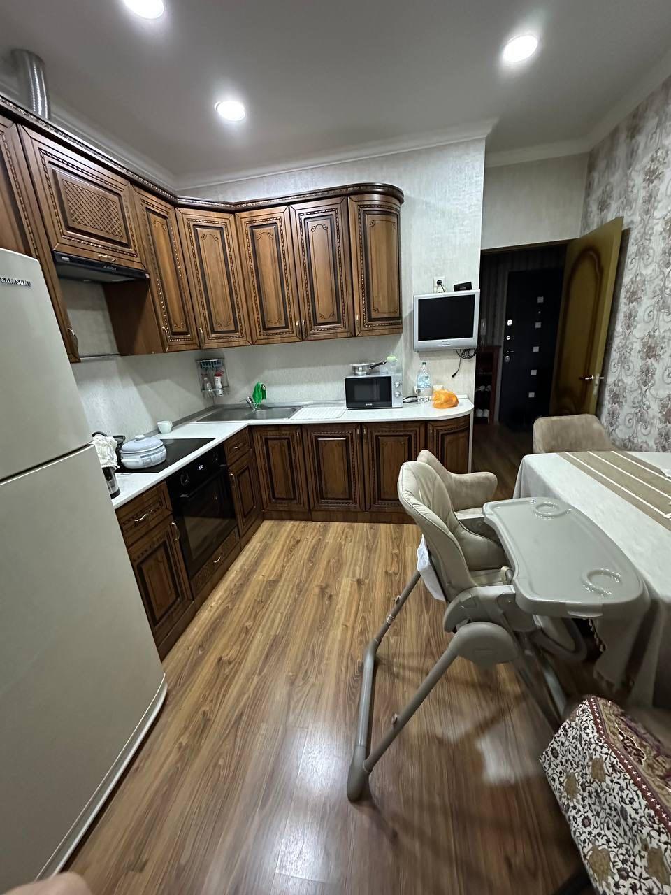 Фото №1: 1-комнатная квартира 35 м² - Краснодар, Прикубанский внутригородской округ, мкр. ЖК Бауинвест, ул. имени 40-летия Победы, 184к1