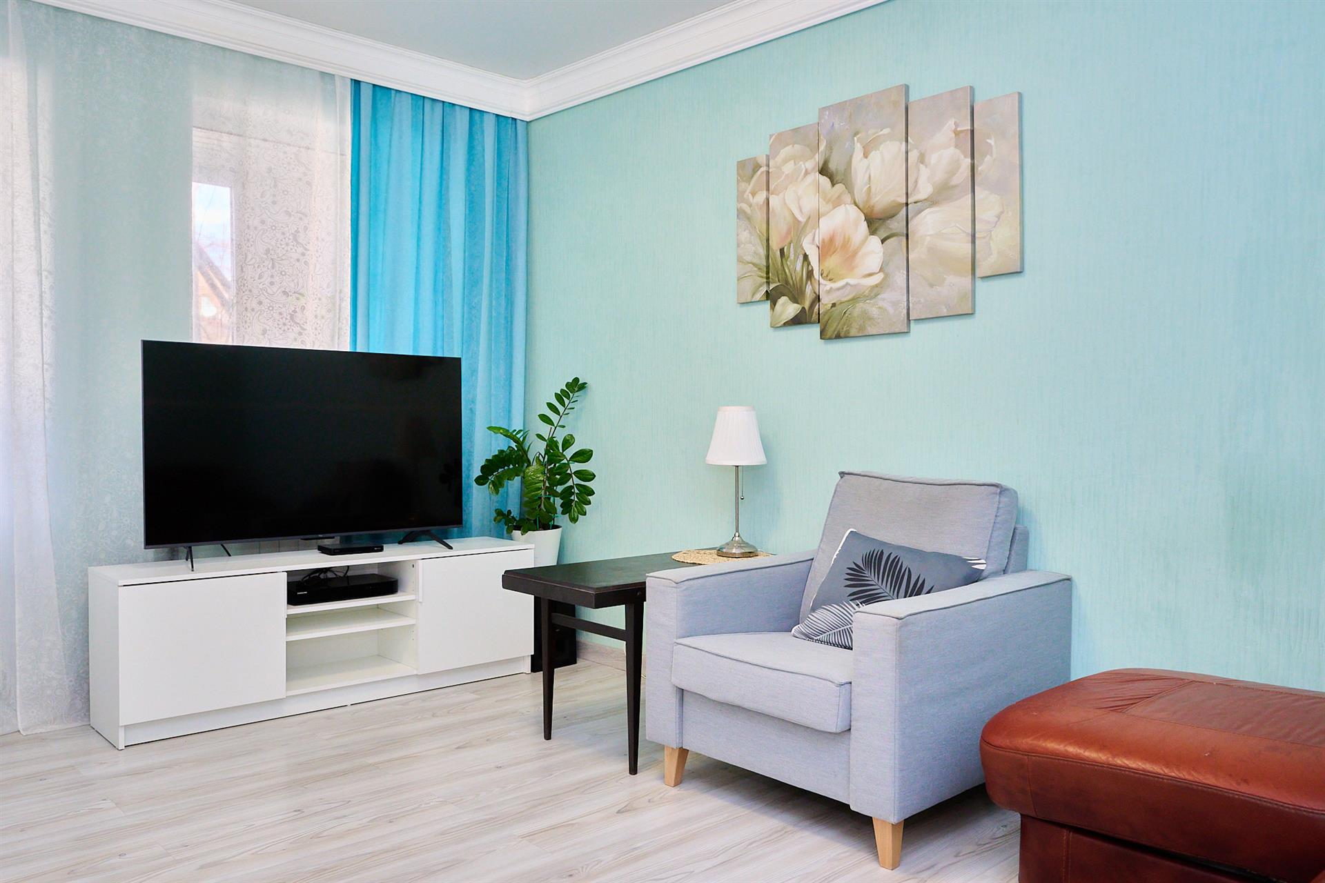 Фото №1: 3-комнатная квартира 55 м² - Краснодар, Карасунский внутригородской округ, ж/м Пашковский, ул. Садовая, 18