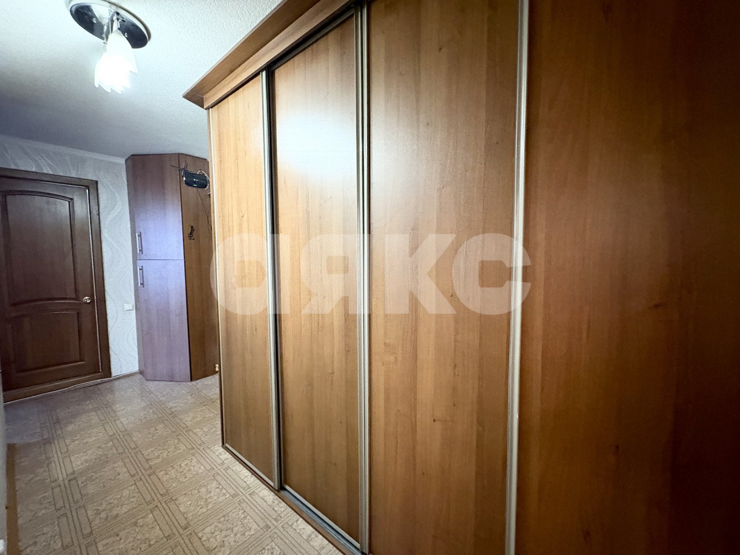 Фото №14: 3-комнатная квартира 58 м² - Нижнекамск, 20-й, мкр. 20-й, ул. Бызова, 3