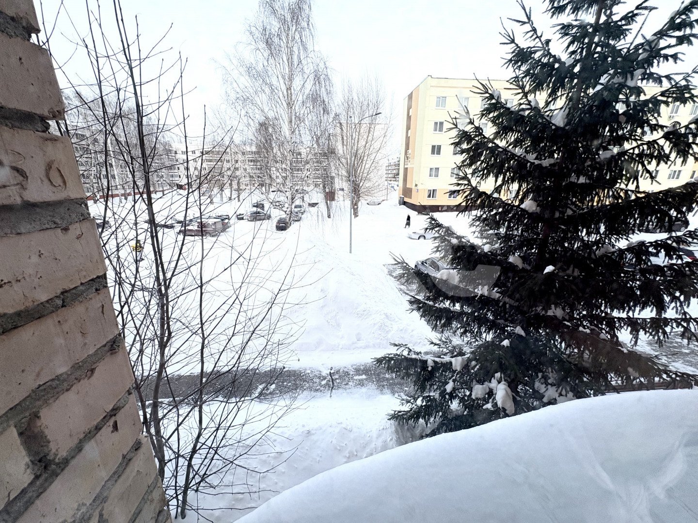 Фото №20: 3-комнатная квартира 58 м² - Нижнекамск, 20-й, мкр. 20-й, ул. Бызова, 3