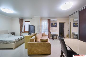 Фото №1: 1-комнатная квартира 40 м² - Краснодар, мкр. Центральный, ул. Октябрьская, 74