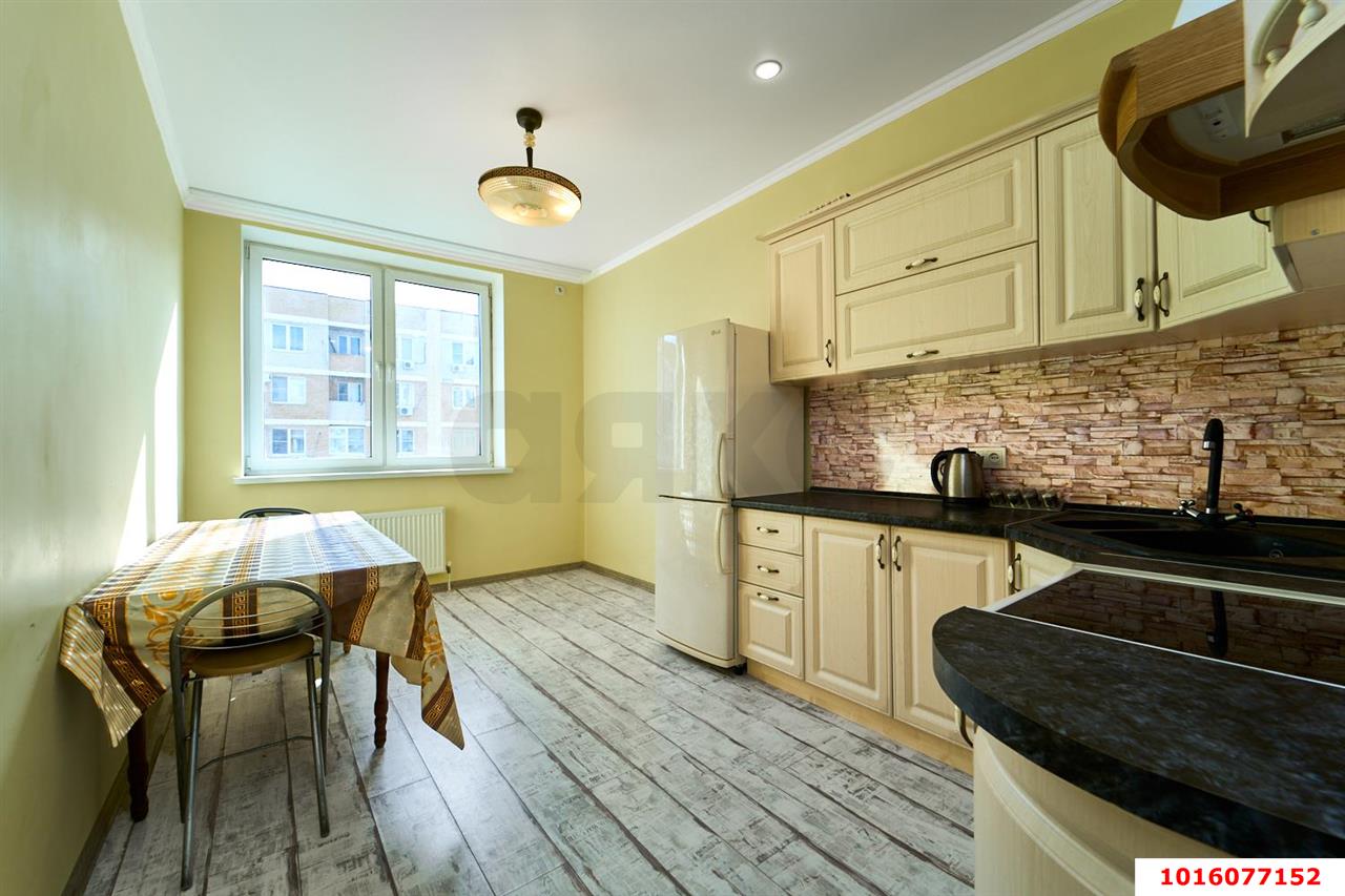 Фото №5: 2-комнатная квартира 55 м² - Краснодар, Центральный внутригородской округ, Черёмушки, мкр. жилой комплекс Южный Парк, ул. Старокубанская, 2/4к2