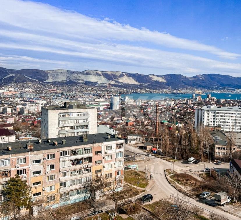 Фото №10: 2-комнатная квартира 55 м² - Новороссийск, р. Приморский, пер. Краснознамённый, 6