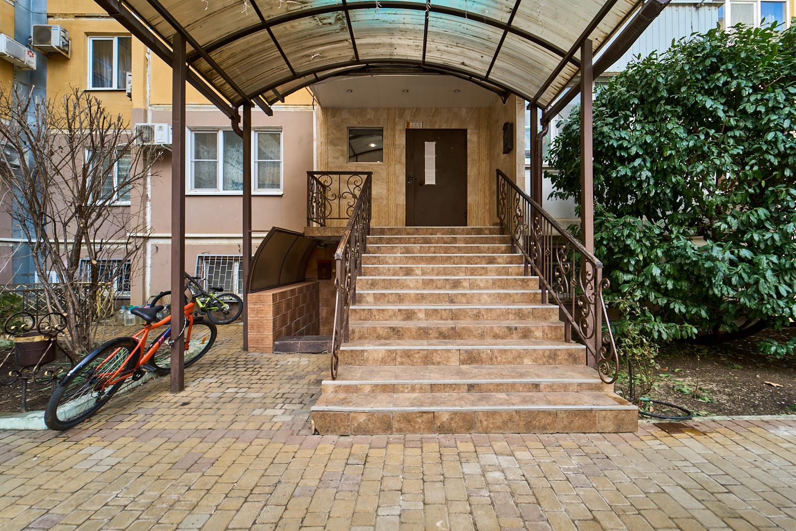 Фото №18: 1-комнатная квартира 40 м² - Краснодар, Отделение № 1 совхоза Солнечный, Фестивальный, мкр. Прикубанский внутригородской округ, ул. Атарбекова, 5/1