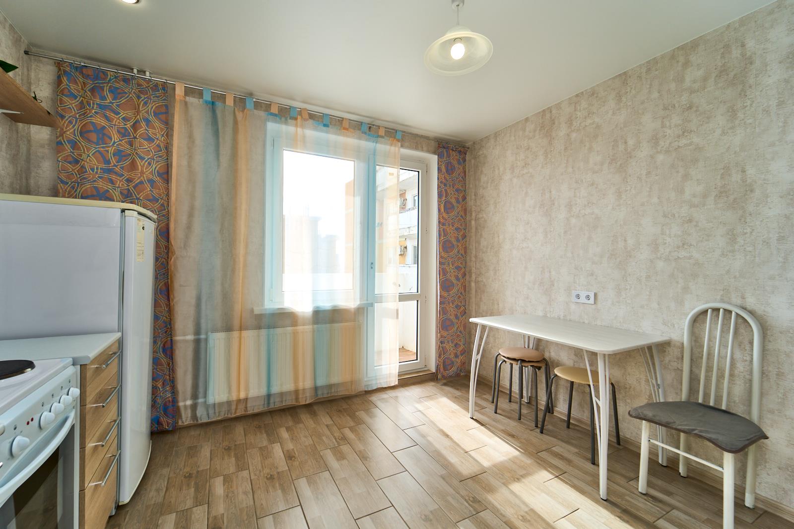 Фото №6: 1-комнатная квартира 40 м² - Краснодар, Отделение № 1 совхоза Солнечный, Фестивальный, мкр. Прикубанский внутригородской округ, ул. Атарбекова, 5/1