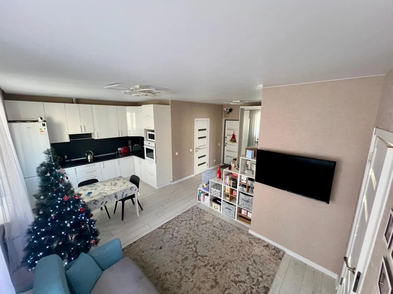 Фото №2: 2-комнатная квартира 60 м² - Краснодар, Прикубанский внутригородской округ, Славянский, мкр. Светлоград, ул. Красных Партизан, 1/4к8