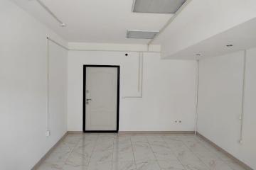 Фото №2: Коммерция 17 м² - Краснодар, мкр. жилой комплекс Квартал № 6, ул. Генерал-лейтенанта Александра Сапрунова, 17