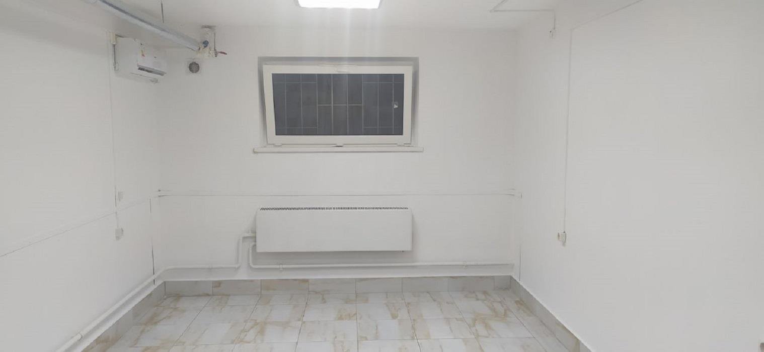 Фото №3: Коммерция 19 м² - Краснодар, Прикубанский внутригородской округ, мкр. Восточно-Кругликовский, ул. Героя А.А. Аверкиева, 13