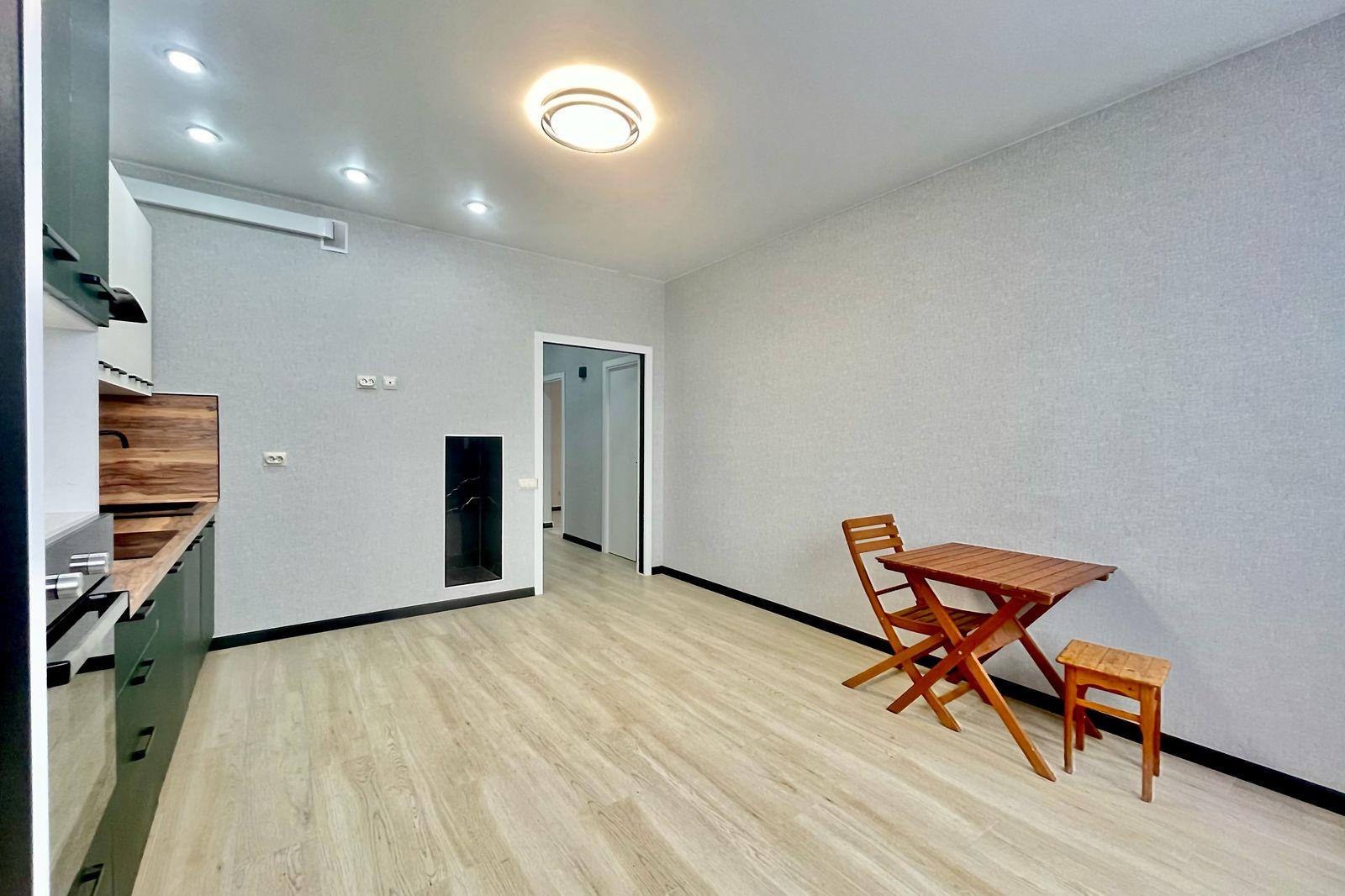 Фото №2: 2-комнатная квартира 56 м² - Краснодар, Прикубанский внутригородской округ, Завод Радиоизмерительных Приборов, жилой комплекс Лучший, мкр. имени Петра Метальникова, ул. Петра Метальникова, 38