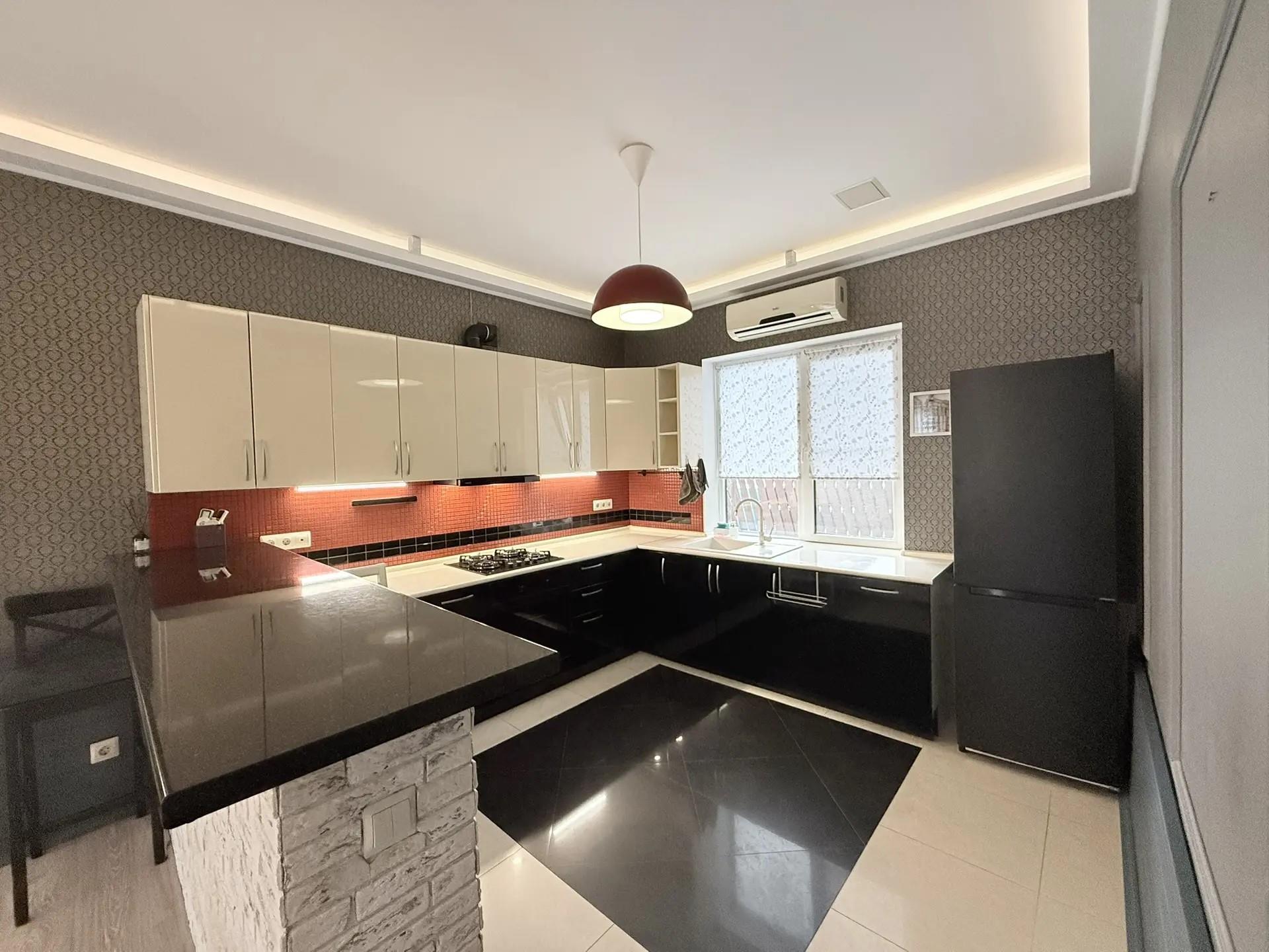 Фото №6: Дом 146 м² + 5.98 сот. - СНТ Строитель, мкр. Прикубанский внутригородской округ, ул. Солнечная, 27