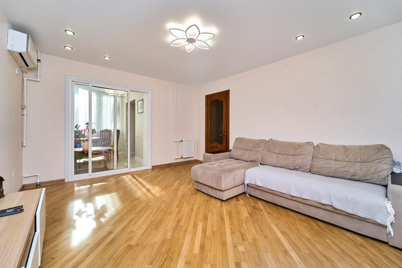 Фото №8: 3-комнатная квартира 72 м² - Краснодар, Центральный внутригородской округ, мкр. Центральный, ул. Железнодорожная, 23