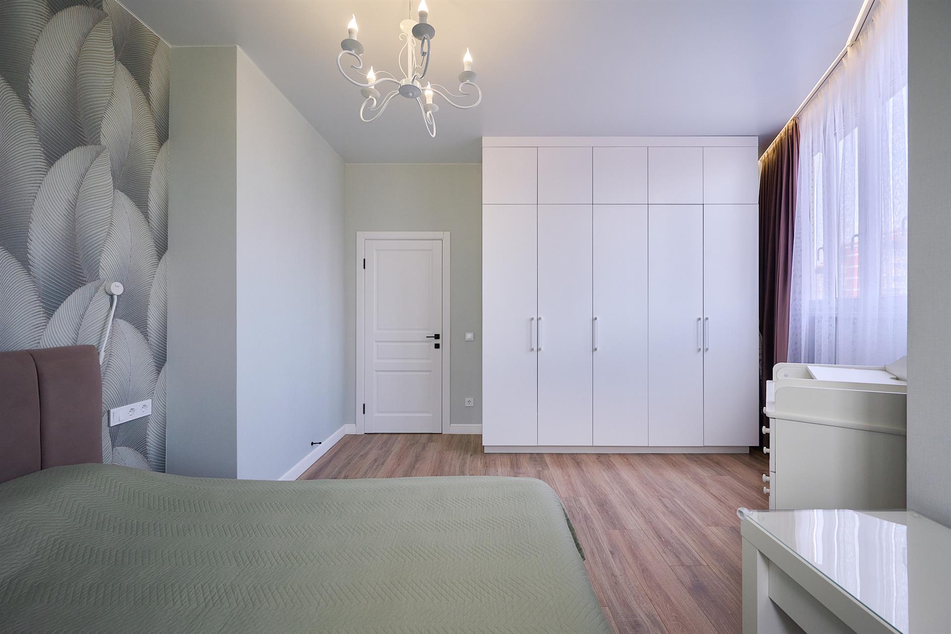 Фото №6: 3-комнатная квартира 89 м² - Краснодар, Прикубанский внутригородской округ, Завод Радиоизмерительных Приборов, мкр. имени Петра Метальникова, ул. Тополиная, 40/1