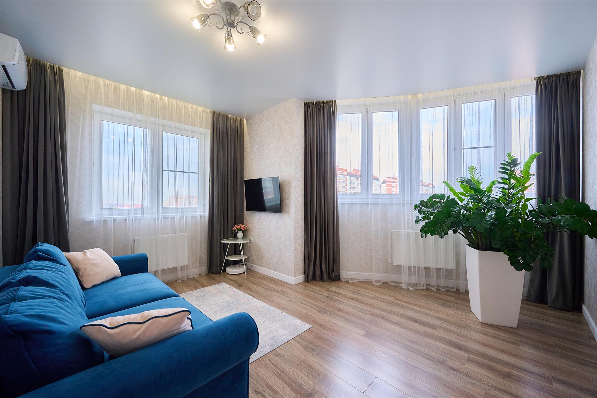 Фото №7: 3-комнатная квартира 89 м² - Краснодар, Прикубанский внутригородской округ, Завод Радиоизмерительных Приборов, мкр. имени Петра Метальникова, ул. Тополиная, 40/1