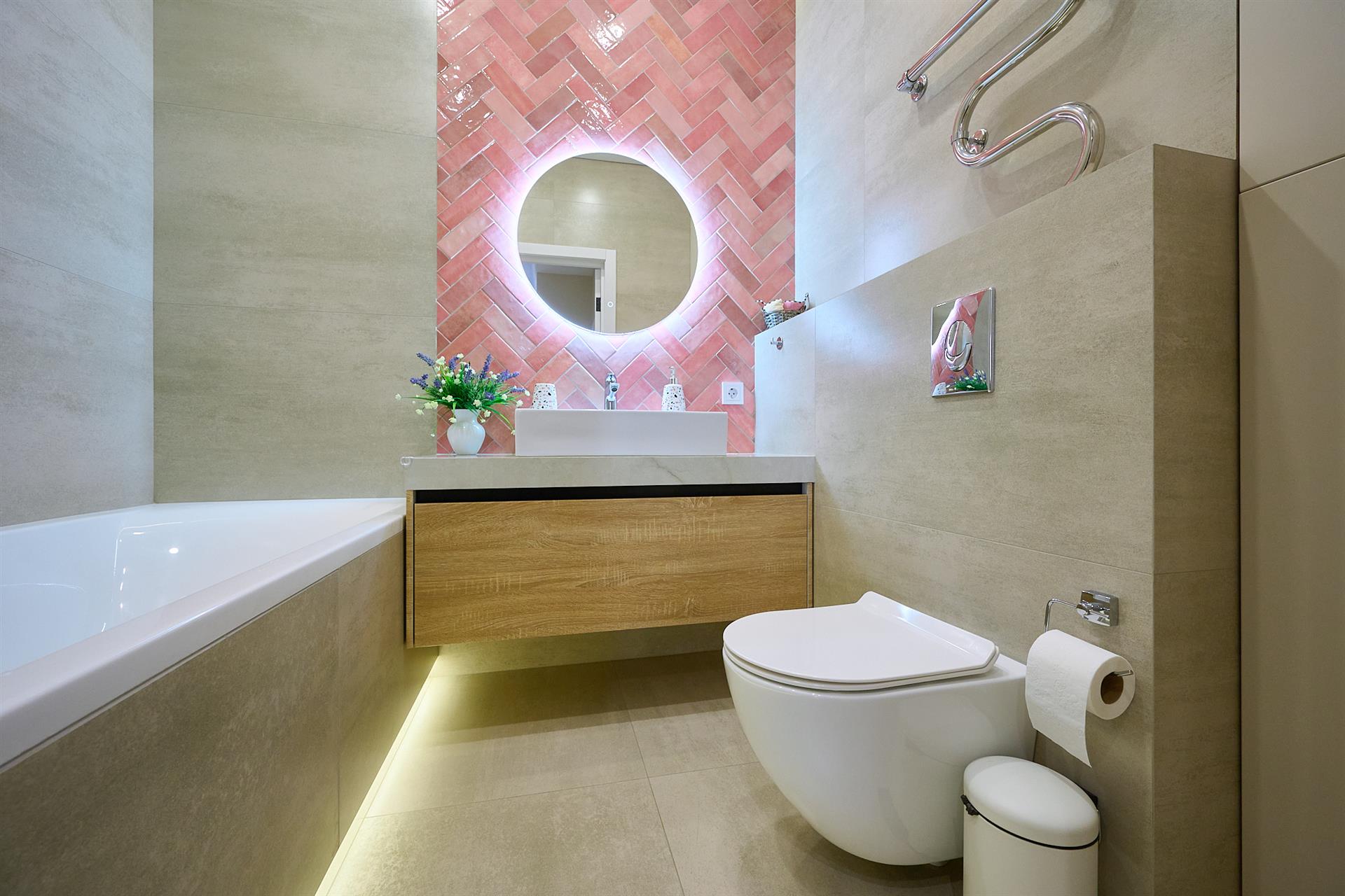 Фото №12: 3-комнатная квартира 89 м² - Краснодар, Прикубанский внутригородской округ, Завод Радиоизмерительных Приборов, мкр. имени Петра Метальникова, ул. Тополиная, 40/1