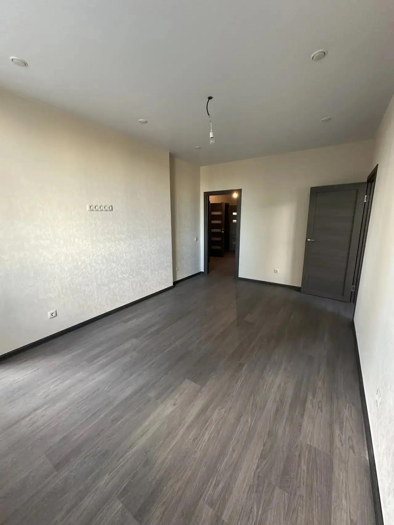 Фото №6: 2-комнатная квартира 56 м² - Краснодар, Прикубанский внутригородской округ, мкр. Завод Измерительных Приборов, ул. Карякина, 5к2