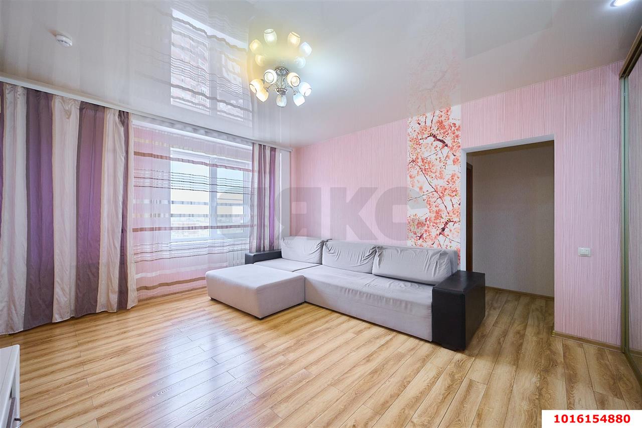 Фото №3: 3-комнатная квартира 82 м² - Краснодар, Западный внутригородской округ, мкр. Фестивальный, ул. Гаражная, 71/1