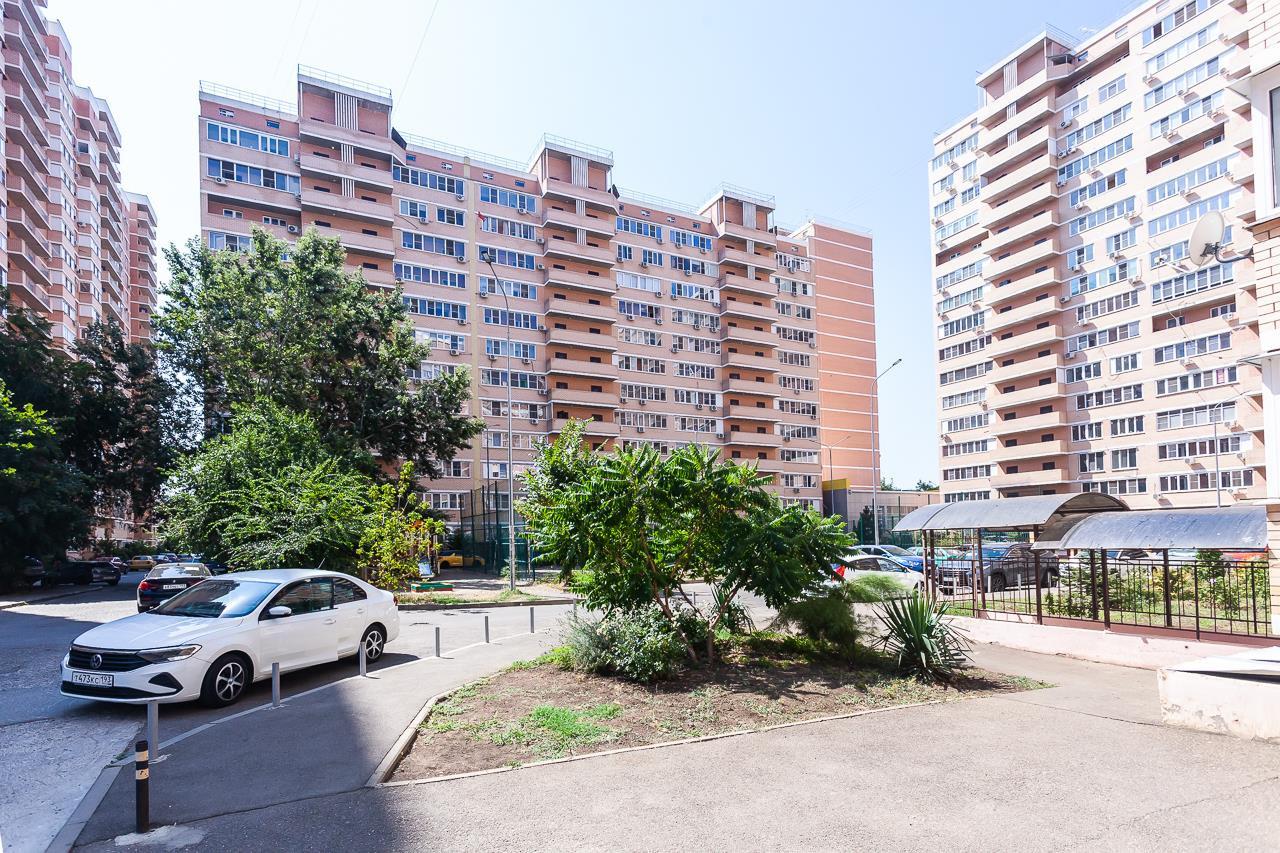 Фото №3: 2-комнатная квартира 61 м² - Краснодар, Карасунский внутригородской округ, Гидростроителей, мкр. жилой комплекс Феникс, ул. имени В.Н. Мачуги, 6/2к1