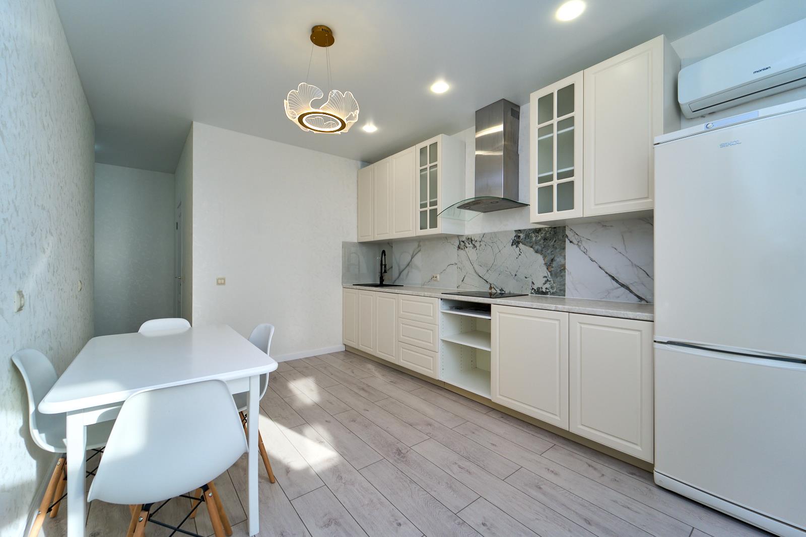 Фото №8: 1-комнатная квартира 54 м² - Краснодар, Западный внутригородской округ, мкр. Фестивальный, ул. Шоссе Нефтяников, 18к3