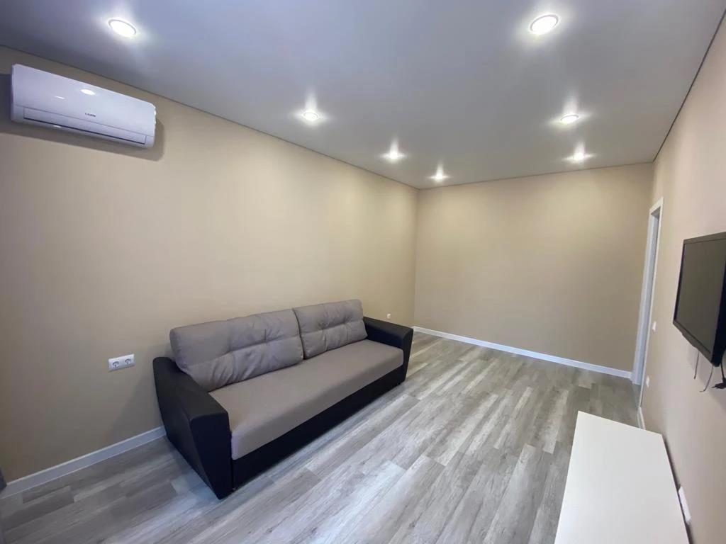 Фото №1: 2-комнатная квартира 63 м² - Краснодар, 4-й квартал, Прикубанский внутригородской округ, мкр. Губернский, ул. имени Героя Николая Шевелёва, 5