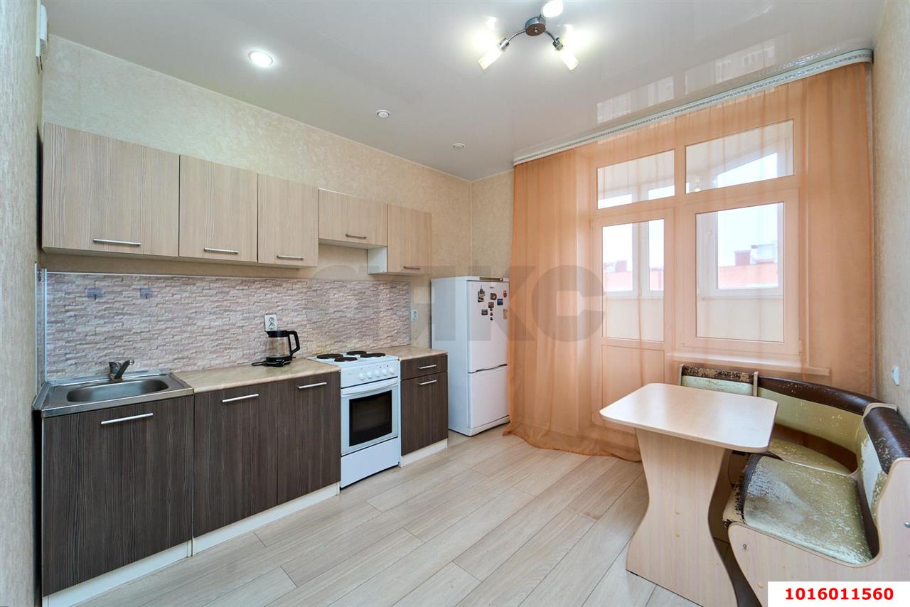 Фото №1: 1-комнатная квартира 38 м² - Краснодар, Прикубанский внутригородской округ, мкр. Губернский, ул. им. Героя Яцкова И.В., 9к3