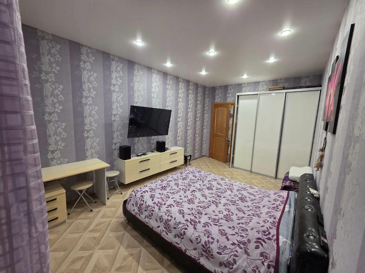 Фото №2: 3-комнатная квартира 107 м² - Краснодар, Прикубанский внутригородской округ, мкр. Восточно-Кругликовский, ул. Черкасская, 91