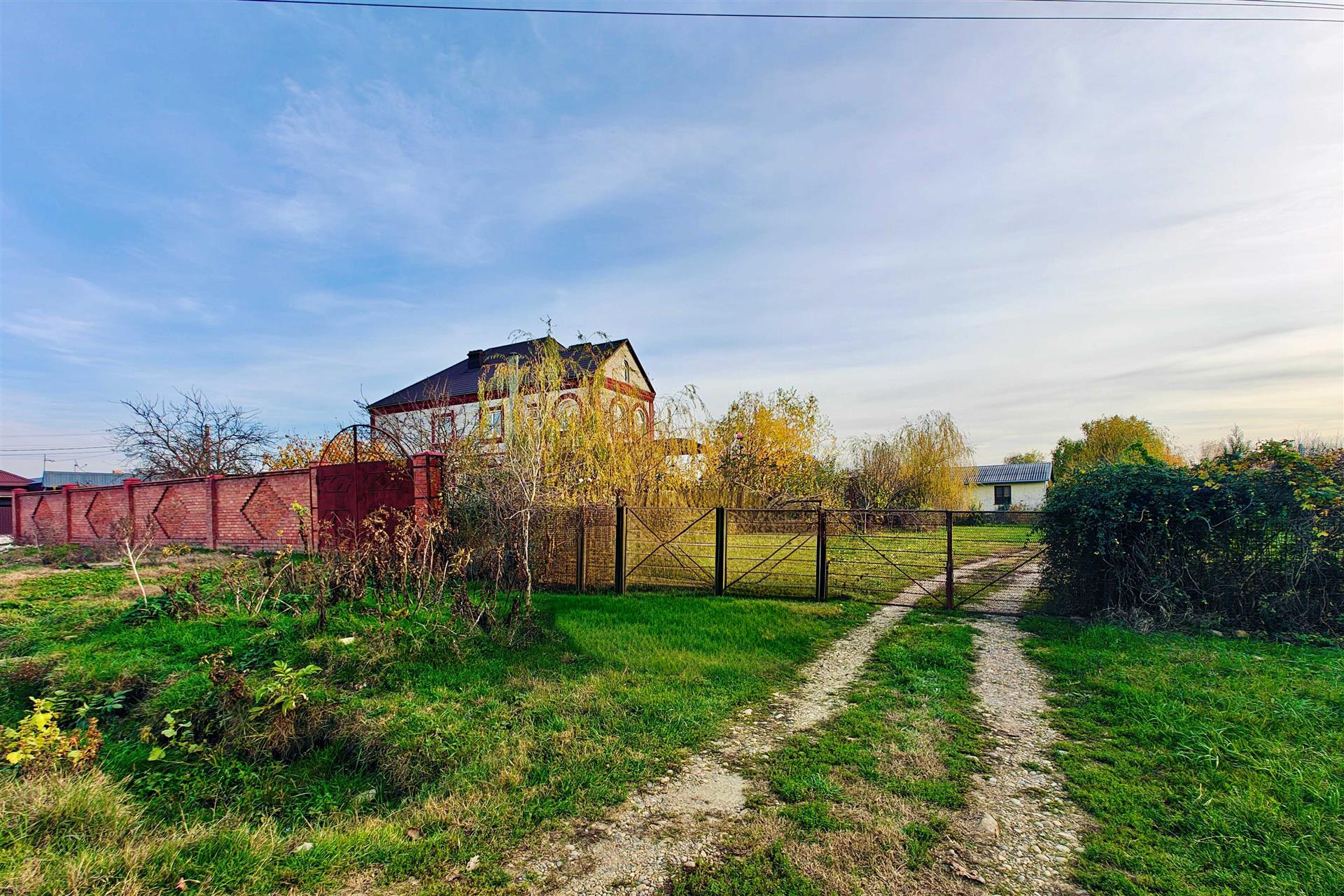 Фото №3: Земельный участок 8 сот. - Новая Адыгея, ул. Западная Дамба, 49