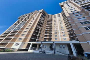 Фото №1: 1-комнатная квартира 45 м² - Краснодар, мкр. ЖК Жемчужина, ул. имени Ф.И. Шаляпина, 30/1к2